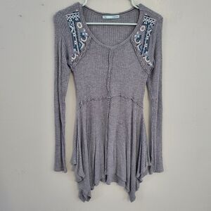 Maurices Gray Tunic with Blue Embroidery